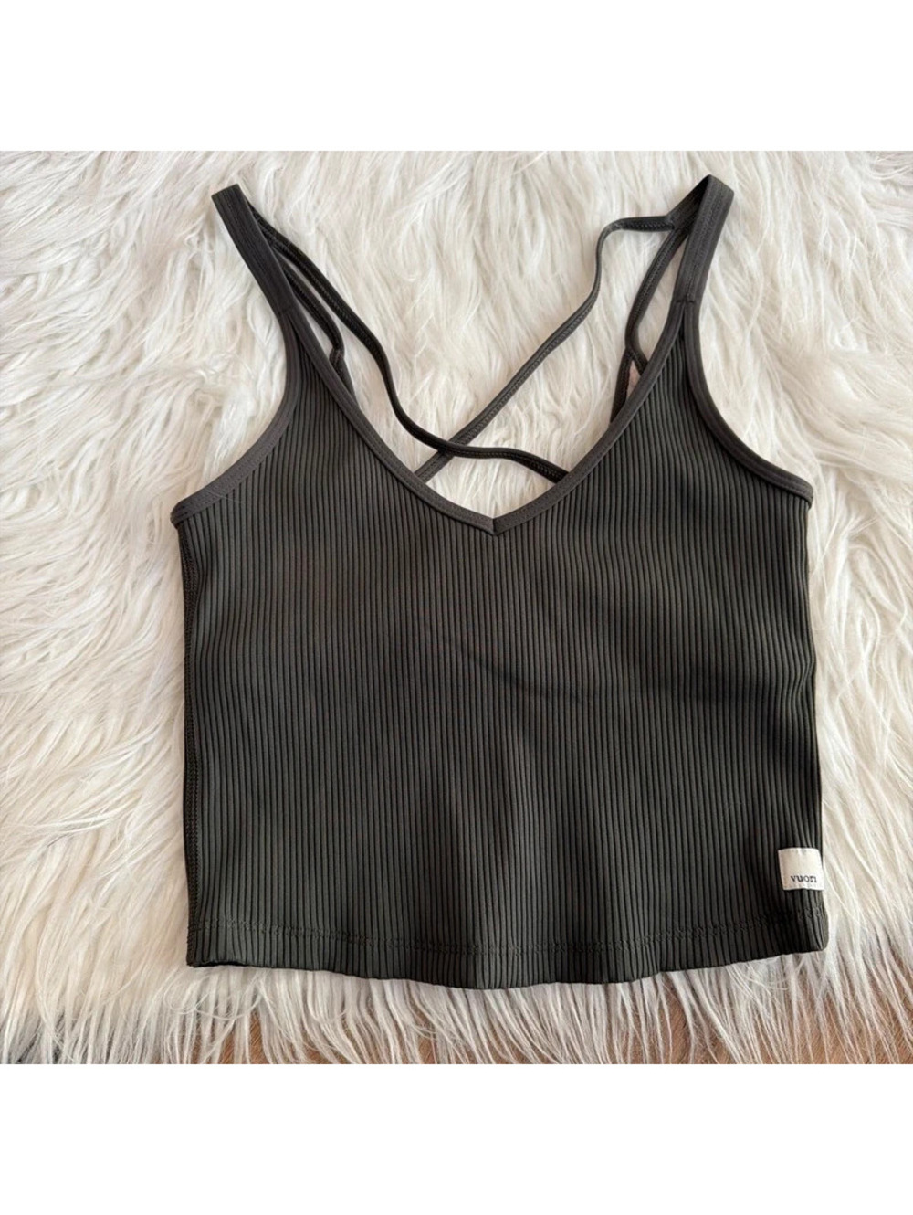 Vuori ribbed crop top size S